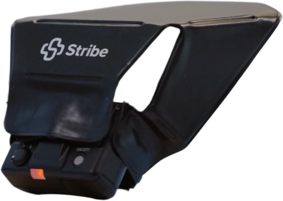 A Stribe Bouncer flash light modifier
